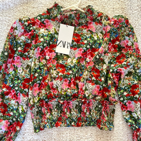 Zara blouse - Picture 1 of 2